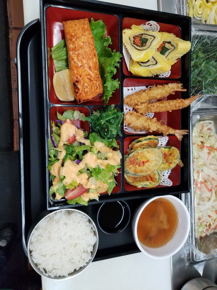 DESERT FALLS GRILL Updated October 2024 15 Photos 1111 Desert