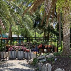 Hammock Gardens - Lots of plants here!
