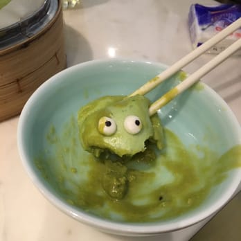 飲茶 - Custard green tea bun - Dim Sum Near Me - Hong Kong, HK 飲茶 - Custard green tea bun - Dim Sum Near Me - Hong Kong, HK