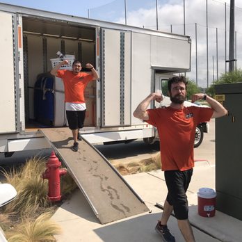 Einstein Moving Company - North Austin - Movers Near Me - Austin, Texas Einstein Moving Company - North Austin - Movers Near Me - Austin, Texas