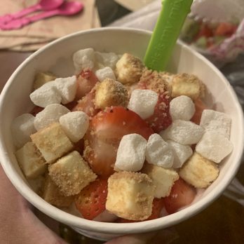 Menchie's Frozen Yogurt - Ice Cream & Frozen Yogurt Near Me - Palmdale, California