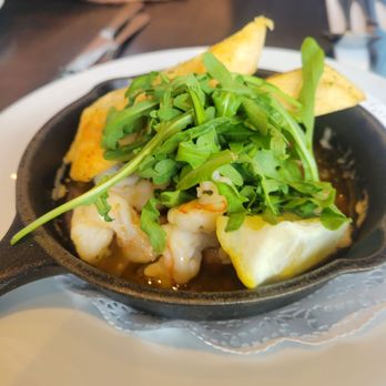Mclearys - Prawns in garlic and herbs.  Was wonderful! - Steakhouses Near Me - Waterford, WD