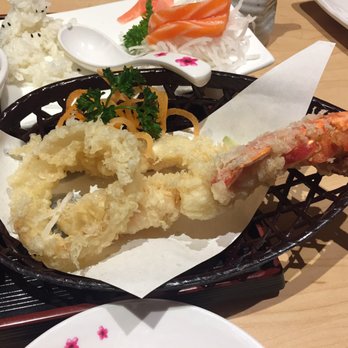 Mi Ne Sushi - Lobster, Shrimp and Onion tempura - Sushi Bars Near Me - Aurora, Ontario