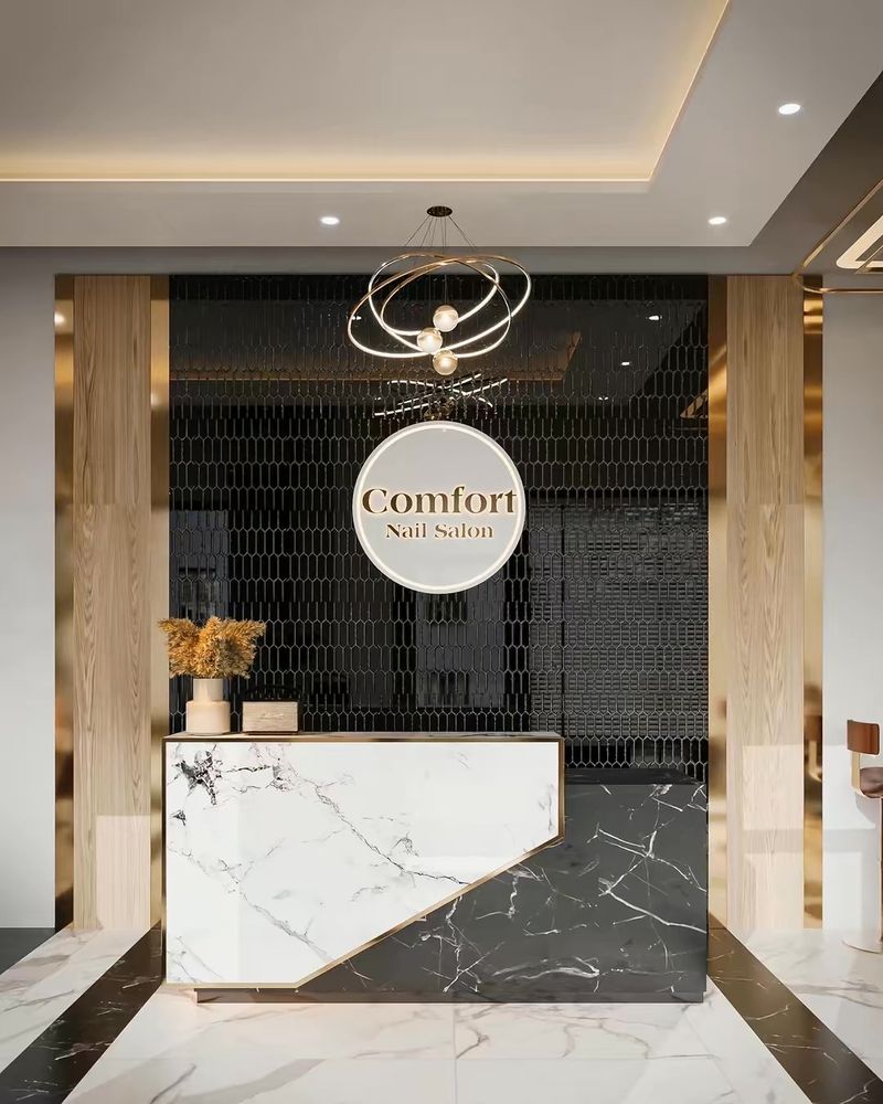 Comfort Nail Spa Logo