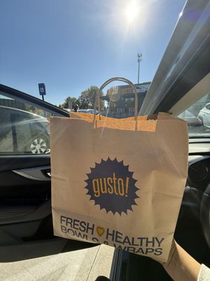 gusto! - healthy bowls & wraps by null