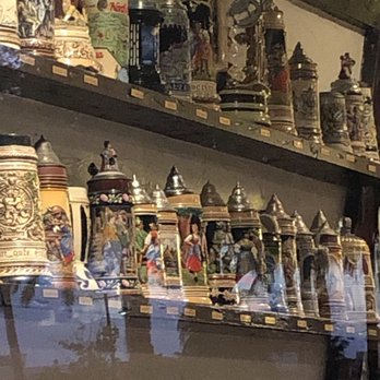 Checkers Old Munchen - Classic Beer Steins. - American Near Me - Pompano Beach, Florida