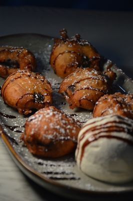 Top Mix Bar & Kitchen by null