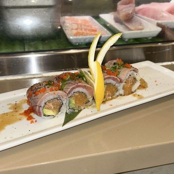 Starfish Sushi - Sushi Bars Near Me - Downey, California