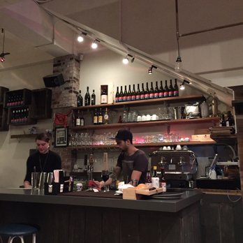 Lucia’s Berkeley - Bar - Pizza Near Me - Berkeley, California