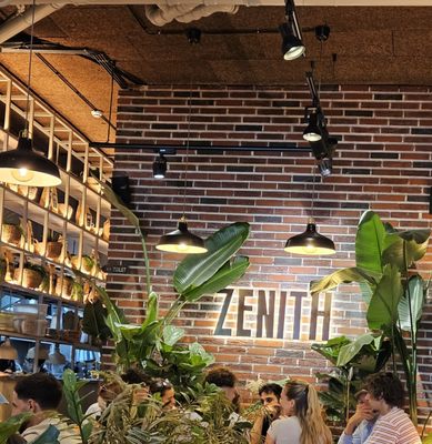 Zenith - Brunch & Cocktails Bar by null