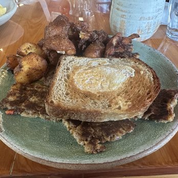 Bearcat Cafe - Brisket Hash, with egg in a hole and there famous potatoes - Breakfast & Brunch Near Me - New Orleans, Louisiana Bearcat Cafe - Brisket Hash, with egg in a hole and there famous potatoes - Breakfast & Brunch Near Me - New Orleans, Louisiana