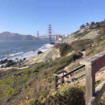 Batteries to Bluffs Trail - Hiking Near Me - San Francisco, California