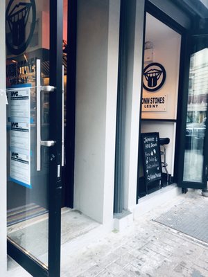 Izakaya Ronin by null