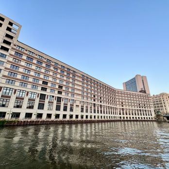 Tours & Boats - 07.04.25 former national headquarters of Montgomery Ward [Chicago River 90-Minute Architecture Boat Tour] - Boat Tours Near Me - Chicago, Illinois