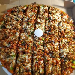 Coffee Junkiez Pizza Junkiez - Deluxe pizza delicious