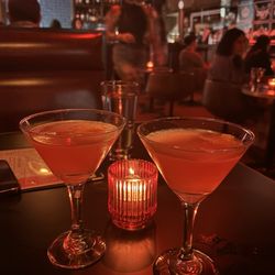 MONEYGUN - Cosmopolitan