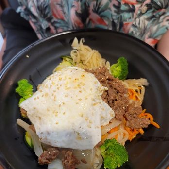 Bulgogi Korean BBQ - Fried Rice with Steak & an egg(runny in center), rice, onions, carrots, broccoli. - Korean Near Me - Conway, Arkansas Bulgogi Korean BBQ - Fried Rice with Steak & an egg(runny in center), rice, onions, carrots, broccoli. - Korean Near Me - Conway, Arkansas