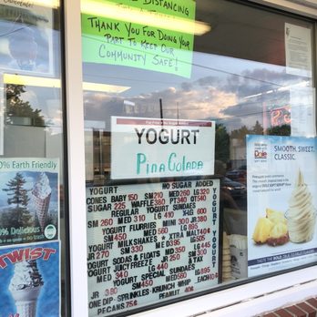 Pied Piper Drive In - a yogurt shop window - Ice Cream & Frozen Yogurt Near Me - Huron, Ohio