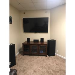 3 Kings Communications - Monster Sized tv mounted locally in Clarksville!