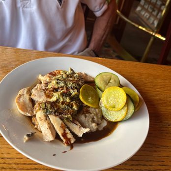 Alley Rose - Spinach artichoke chicken - New American Near Me - Kearney, Nebraska Alley Rose - Spinach artichoke chicken - New American Near Me - Kearney, Nebraska