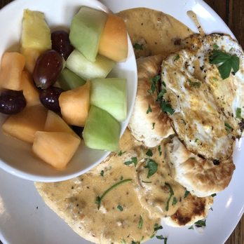 Bar Solita - Spicy Biscuits and Gravy - Wine Bars Near Me - Richmond, Virginia Bar Solita - Spicy Biscuits and Gravy - Wine Bars Near Me - Richmond, Virginia