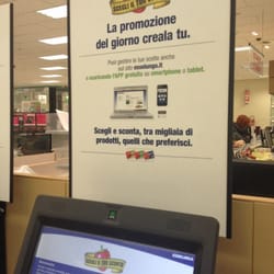 Esselunga - Il totem per scegliere ogni volta gli sconti che vuoi