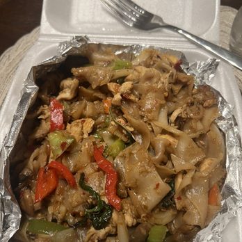 Bhan Baitong - Kee Mao Noodles - Thai Near Me - Lake Forest, California