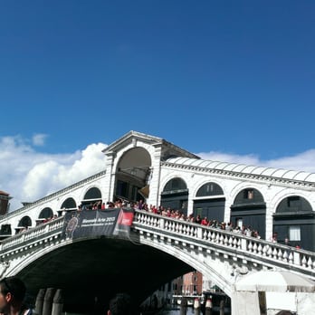 Ponte di Rialto - Landmarks & Historical Buildings Near Me - Venezia, VE Ponte di Rialto - Landmarks & Historical Buildings Near Me - Venezia, VE