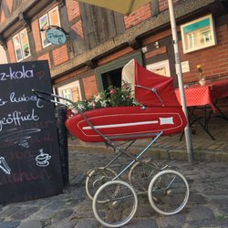 Café Petticoat