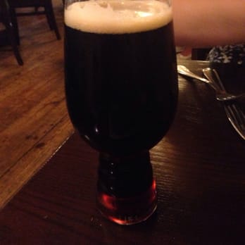 Dogfish Head Brewings & Eats - Top heavy glass for my Indian ale - American Near Me - Rehoboth Beach, Delaware