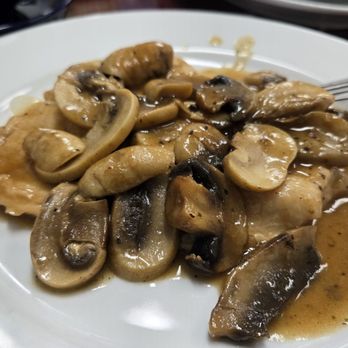 David's Diner & Deli - Chicken Marsalla - Delis Near Me - Middletown, New York