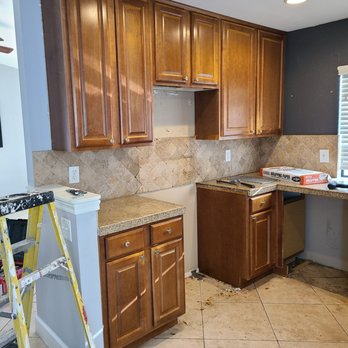 Diversified Remodeling - Before Kitchen Remodel 60th - General Contractors Near Me