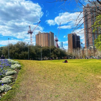 Discovery Green - Nearby Downtown Buildings - Parks Near Me - Houston, Texas Discovery Green - Nearby Downtown Buildings - Parks Near Me - Houston, Texas