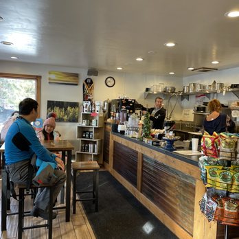 Peps Place - people sitting at the counter - Breakfast & Brunch Near Me - Tahoe Vista, California Peps Place - people sitting at the counter - Breakfast & Brunch Near Me - Tahoe Vista, California