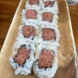Spicy Tuna Roll Spicy Tuna Roll