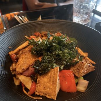 MaKiin - Flavorful Drunken Adventure - Thai Near Me - Houston, Texas