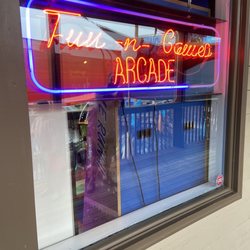 Fun-N-Games Family Entertainment Center - Arcade