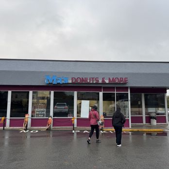 Ma's Donuts and More - Donuts Near Me - Middletown, Rhode Island