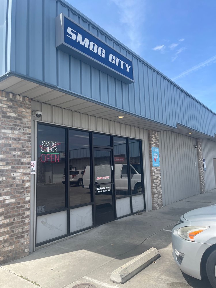 SMOG CITY Updated October 2024 30 Photos & 183 Reviews 1121 E