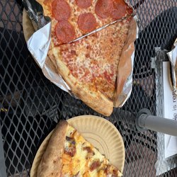 Pizza Colore - Pepperoni cheese and Hawaiian - White