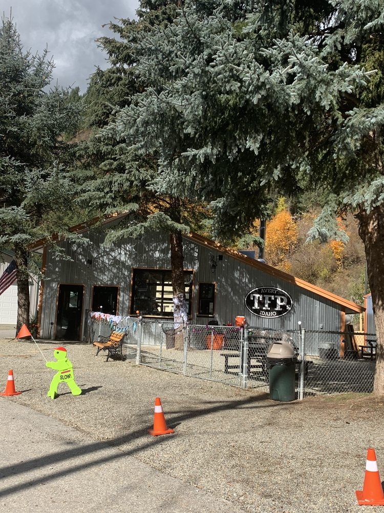 AVERY STORE & MOTEL 41 Photos 95 Milwaukee Rd, Avery, Idaho Beer