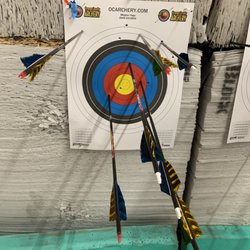 Bowes & Arrows