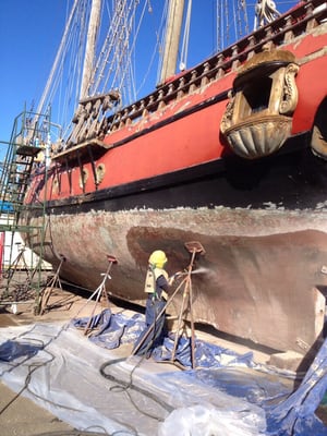 Boat/Maritime & Airplane Solutions - Effective blasting for hull cleaning, paint removal, and marine surface preparation.