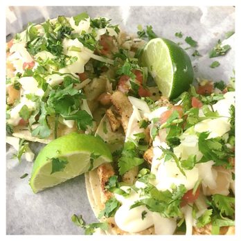 La Esperanza - pollo tacos with sour cream and extra cilantro - Mexican Near Me - Knoxville, Tennessee La Esperanza - pollo tacos with sour cream and extra cilantro - Mexican Near Me - Knoxville, Tennessee