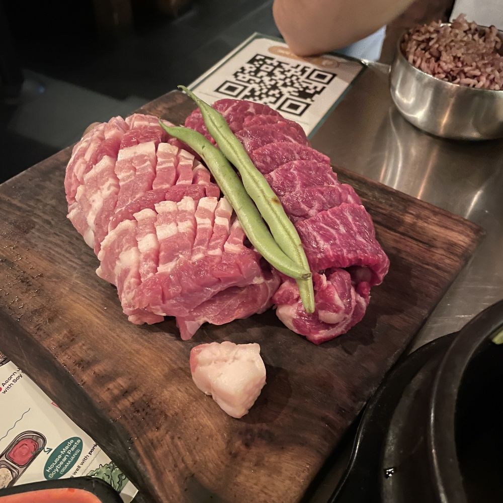 Daldongnae Korean BBQ - Dundas Square - Korean Near Me - Toronto, Ontario Daldongnae Korean BBQ - Dundas Square - Korean Near Me - Toronto, Ontario
