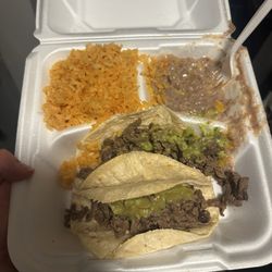Lina's Mexican Restaurant - Carne Asada tacos without pico meal