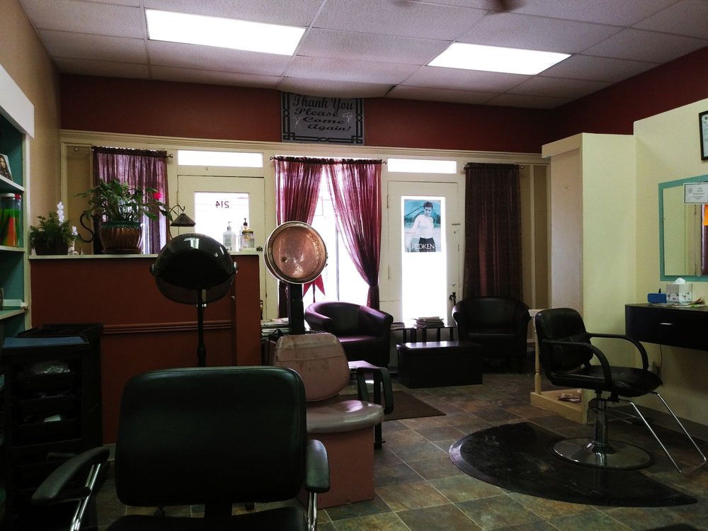 MARY’S SHEAR CONCEPTS Updated June 2024 214 N 4th St, Toronto, Ohio