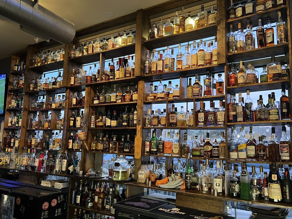 The Office Bar & Kitchen, Castle Rock Roadtrippers