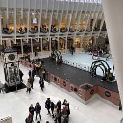 Westfield Mall Nyc The Oculus Shops Under Armour World Trade