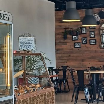 Une Autre Histoire La French Bakery - the interior of a coffee shop - Bakeries Near Me - St. Augustine, Florida Une Autre Histoire La French Bakery - the interior of a coffee shop - Bakeries Near Me - St. Augustine, Florida